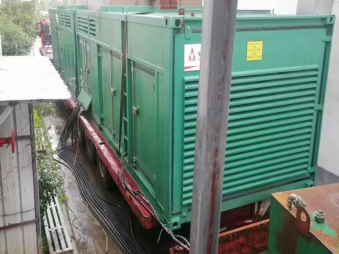 虎門發(fā)電機出租，本地24小時出租，大型發(fā)電機出租，應急發(fā)電車租賃